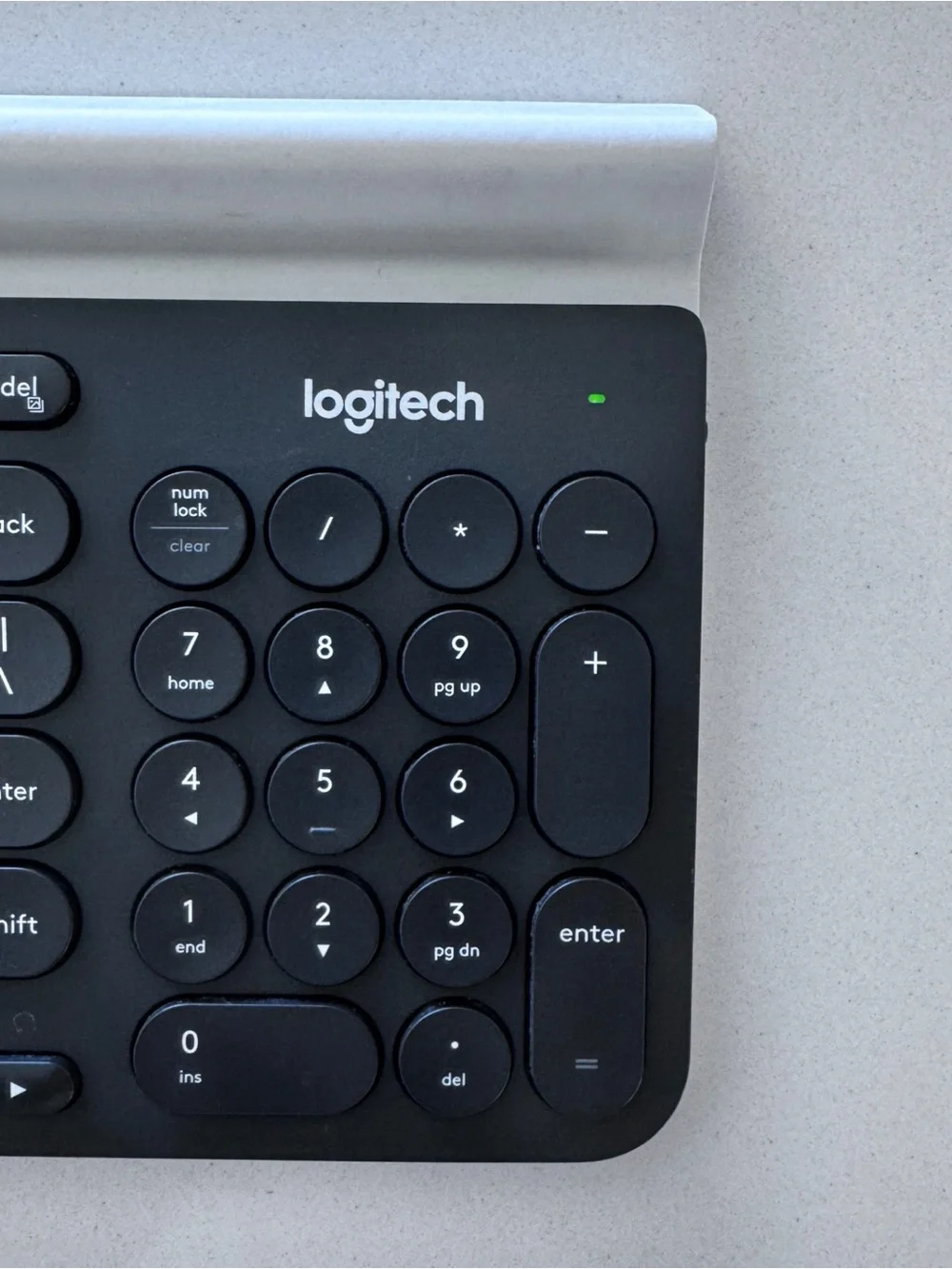 Logitech K780 Multi-Device Wireless Keyboard